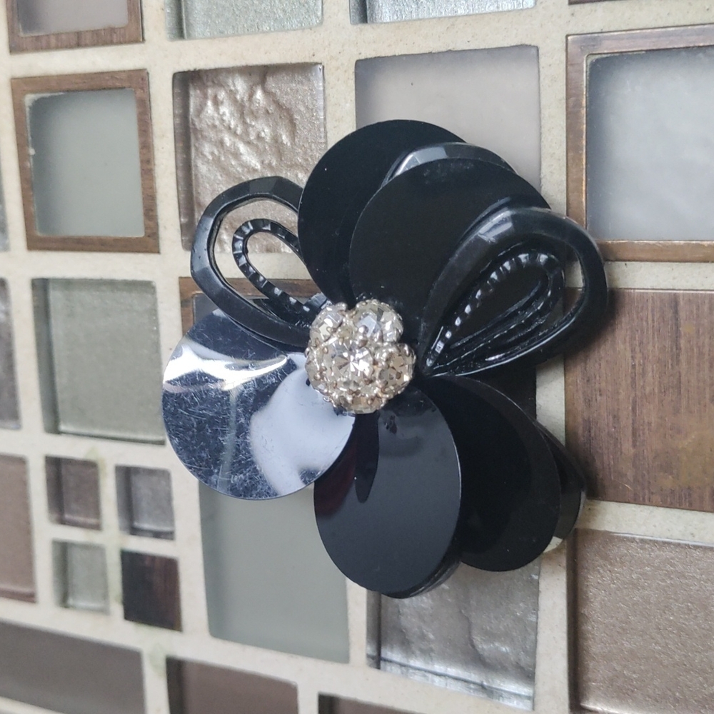 Vintage Single Artsian Shoe clip-$5 add on